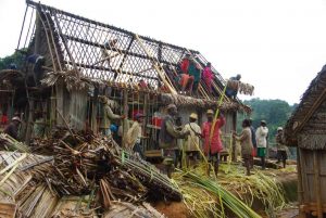 Building the Trano-be, Madagascar