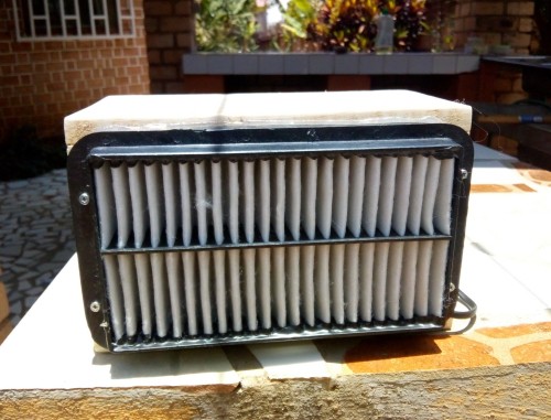 Rear of the air-purifier.
