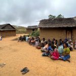 04-veel-dorpen-kregen-het-goede-nieuws-te-horen-2